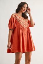 Load image into Gallery viewer, Embroidered Linen Tunic Dress