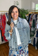 Load image into Gallery viewer, Drop Shoulder Layering Sweater
