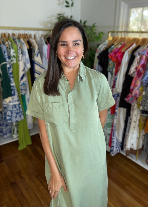 The Chambray Dress You SOLD OUT 3X🚨 Now in Light Olive!

Olive washed midi dress. Very soft chambray, cotton blend. Collar shirt with functional front hidden buttons. Cuff sleeves, straight dress and frayed hemline. Great length for a mini.

True to size, wearing size small.

Good for bump, post bump or no bump!