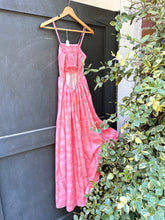 Load image into Gallery viewer, &lt;p&gt;Spaghetti strap maxi dress with monotoned prink print. Smocked backside with keyhole opening and empire waist. Cotton linen poly blend. Bra friendly.&lt;/p&gt; &lt;p&gt;Runs small, wearing size medium for bust. Suggest sizing up 1 size.&lt;/p&gt;

