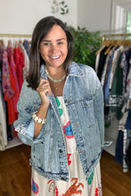 Load image into Gallery viewer, Oversized Denim Jacket
