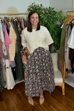 Load image into Gallery viewer, Hand Block Printed Skirt
