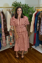 Load image into Gallery viewer, Printed Puff Sleeve Midi

