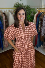 Load image into Gallery viewer, Printed Puff Sleeve Midi
