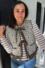 Load image into Gallery viewer, Olive Quilted Vest
