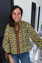 Load image into Gallery viewer, Contrast Panel Blouse
