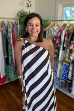Load image into Gallery viewer, Brown and White One Shoulder Dress
