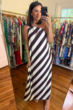 Load image into Gallery viewer, Brown and White One Shoulder Dress
