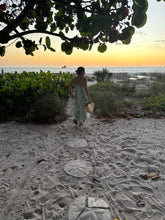 Load image into Gallery viewer, Straw Beach Bag
