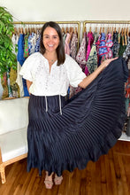 Load image into Gallery viewer, Pleated Tiered Midi Skirt
