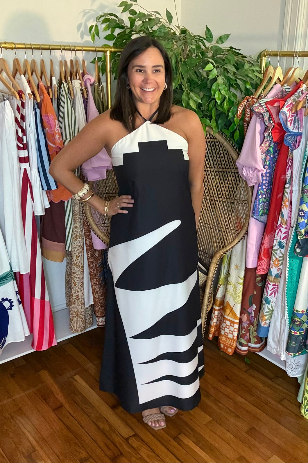 halter neck black and white dress Large The Hollies - Long priceFilter-100-150 black heels and a INSTRUCTION LANGUAGE:English