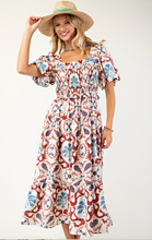 Load image into Gallery viewer, Squared Neck Midi Dress
