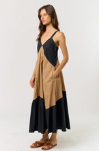 Load image into Gallery viewer, Color Block Maxi Dress
