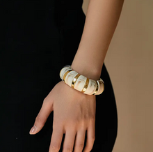Load image into Gallery viewer, Olive and Gold Statement Bangle
