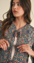 Load image into Gallery viewer, Quilted Jacket
