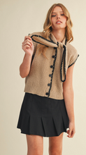 Load image into Gallery viewer, Two Toned Sweater with Blanket Stitch
