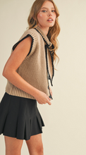 Load image into Gallery viewer, Two Toned Sweater with Blanket Stitch
