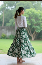 Load image into Gallery viewer, Green Cotton Maxi Skirt
