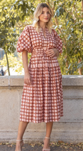 Load image into Gallery viewer, Printed Puff Sleeve Midi
