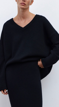 Load image into Gallery viewer, Best Seller - Black Oversized Sweater
