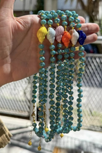 Load image into Gallery viewer, White and Turquoise Conch Necklace
