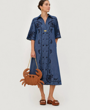 Load image into Gallery viewer, Crab Whicker Clutch
