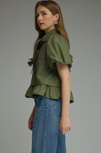 Load image into Gallery viewer, Puff Sleeve Peplum Blouse
