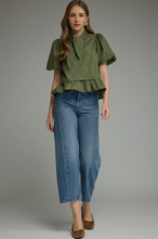 Load image into Gallery viewer, Puff Sleeve Peplum Blouse
