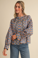 Load image into Gallery viewer, Floral Blouse with Piping
