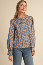 Load image into Gallery viewer, Floral Blouse with Piping
