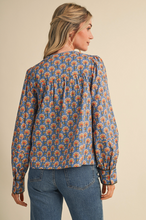 Load image into Gallery viewer, Floral Blouse with Piping
