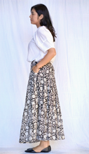 Load image into Gallery viewer, Hand Block Printed Skirt
