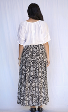 Load image into Gallery viewer, Hand Block Printed Skirt
